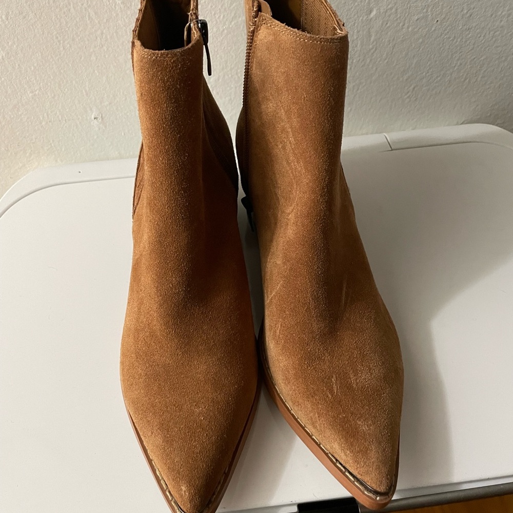 Women mark fisher boots